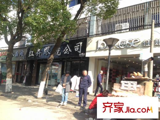 維納恩湖項目3公里外商業(yè)街