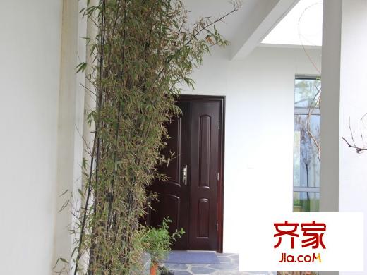 悠然雅居小區(qū)實(shí)景2013.03.01