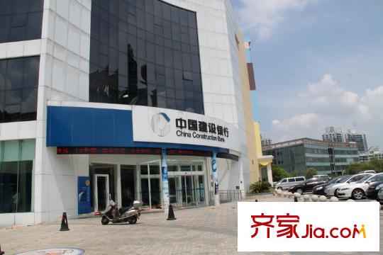 天鵝湖莊園項目向西3公里處建設(shè)銀行