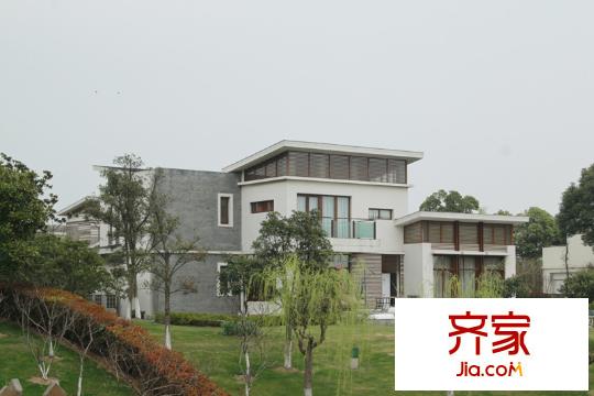 太湖高爾夫山莊獨(dú)棟實(shí)景2012.4.10