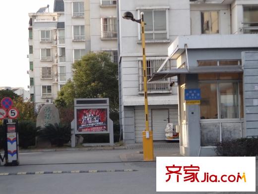 鴻運家園項目旁100米鴻?；ㄔ?>
									<span id=