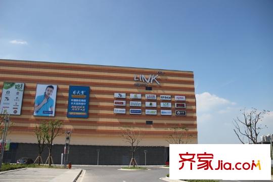 湖濱四季往東850米鄰瑞廣場