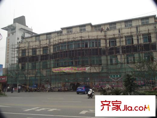 澄湖印象項目西南500米左右華潤萬家超市