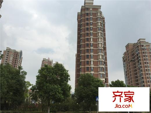 永新秀郡小區(qū)高層現(xiàn)房實(shí)景2015.9.24