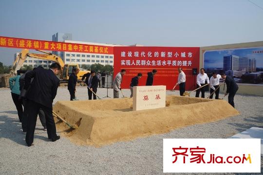 立新天鴻國際花園項目向西800米盛澤醫(yī)院