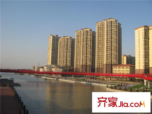 花好月圓小區(qū)向西10米元和塘風(fēng)景帶