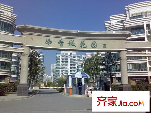 紫金灣向東150米住宅小區(qū)