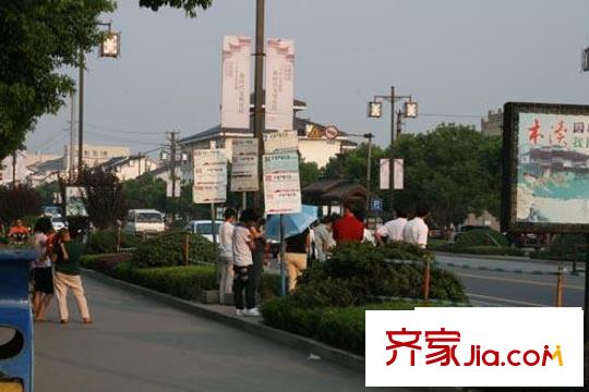 嵐山別墅公交站臺(tái)