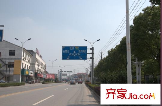 甫雅苑距項(xiàng)目100米周邊道路