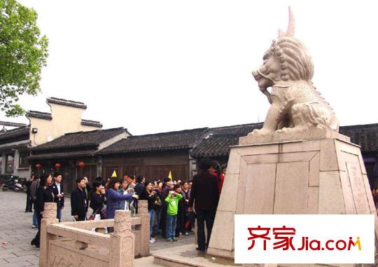 瑞?；▓@項(xiàng)目西南方向1.3公里處平方米直古鎮(zhèn)實(shí)景