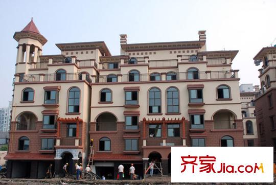 橡逸灣向東10米皇家領(lǐng)譽(yù)