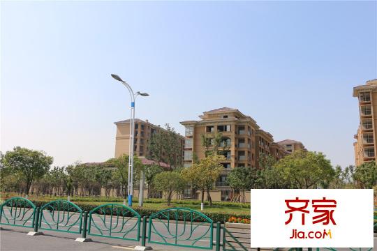 南悅豪庭小區(qū)實景2015.10.15