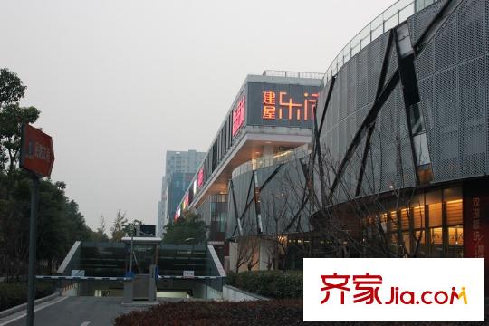 仁恒觀棠向南100米建屋商務(wù)匯