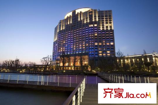 仁恒觀棠西南2.4公里為凱賓斯基大酒店