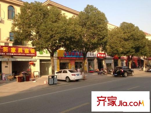 億城天筑項目西南1公里商業(yè)街