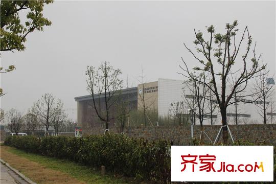 秦馀山莊項目南100米蘇州高新區(qū)實驗小學分校