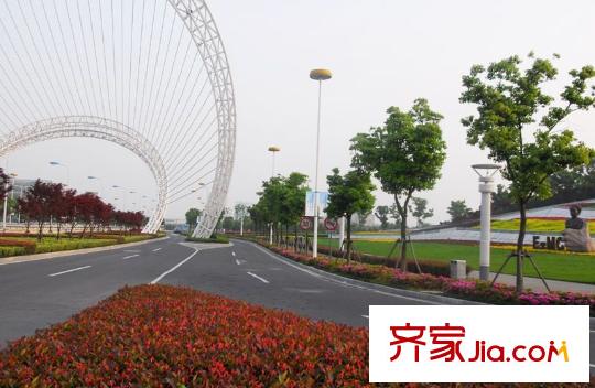 半月灣往北約1000米獨(dú)墅湖隧道