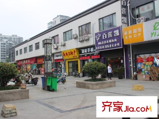 海亮香榭里項(xiàng)目北20米處香城花園商業(yè)街