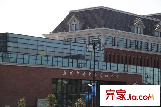 領(lǐng)秀冠南苑周邊100米覓渡橋旁青少年活動(dòng)中心