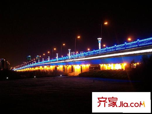 萬(wàn)科玲瓏灣天萃金雞湖大橋夜景