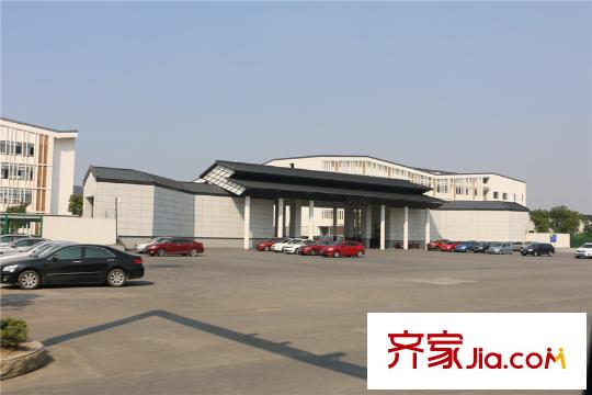 中房頤園項(xiàng)目西邊100米吳江中學(xué)