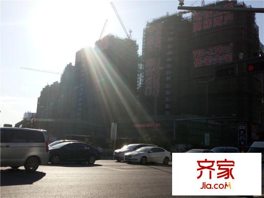 中旅獅山名門項(xiàng)目在建進(jìn)度實(shí)景2015.8.3