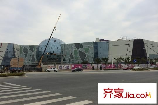 萬科玲瓏灣天萃項目東5公里處永旺夢樂城