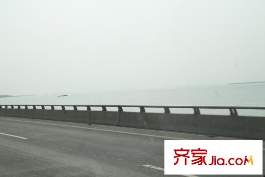 中房頤園西北1.5公里太湖風(fēng)景
