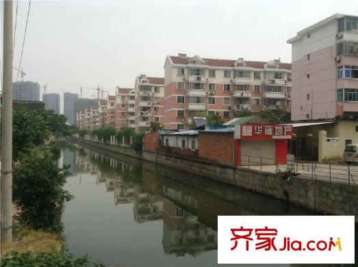 津西新天地項(xiàng)目附近350米的小區(qū)