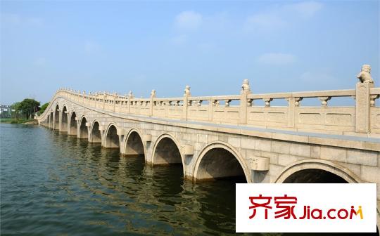 水岸秀墅遠雄御湖園向南500米石湖景區(qū)