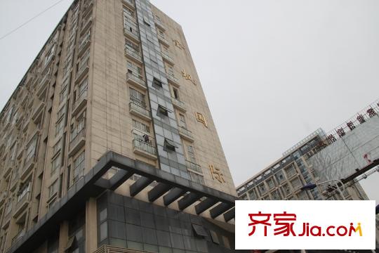 正榮幸福城邦項(xiàng)目南1.5公里金楓國(guó)際產(chǎn)業(yè)園