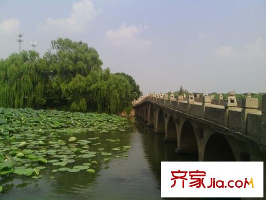 水岸秀墅向南500米石湖景區(qū)2013.10.19