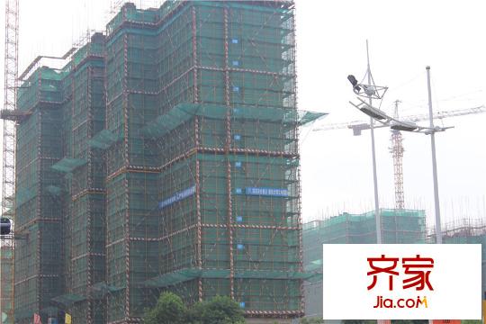 綠地中央廣場四期在建進度實景2015.9.24