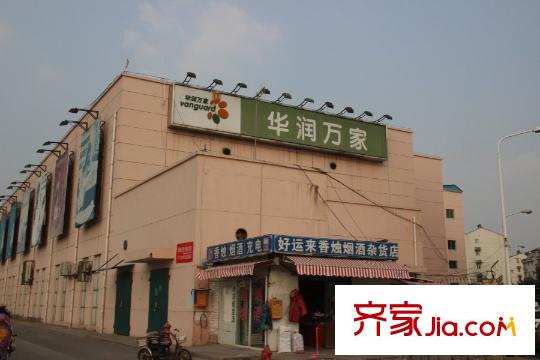 星櫚灣西南方向1公里左右華潤萬家超市