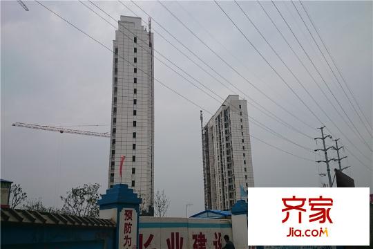 世茂石湖灣項(xiàng)目最新進(jìn)度20150615