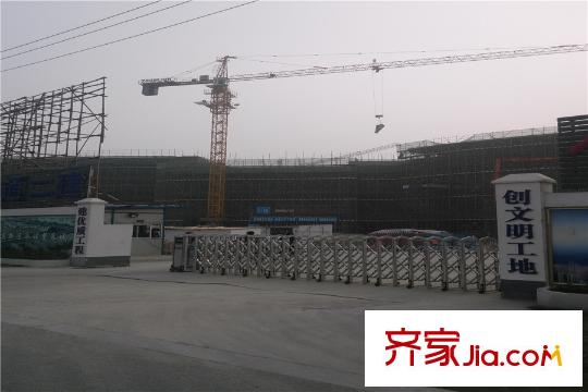 運河公館項目東北側800米永旺夢樂城施工現(xiàn)場