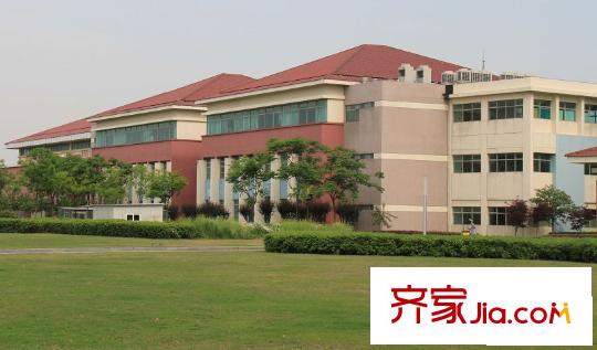 天地源水墨三十度配套圖向東50米新加坡國際學(xué)校