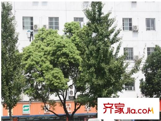 新創(chuàng)悅山墅附近452米的世紀華聯(lián)