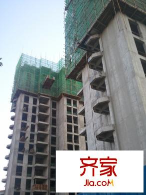 成邦錦繡華庭樓體外景（2013-11）
