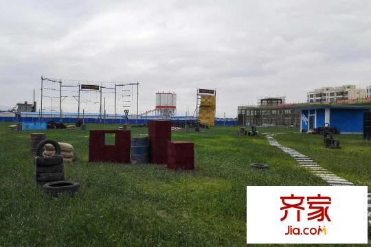 絲路金街項(xiàng)目汽車影院（2015-09-08）