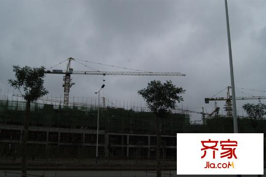蘭石?睿智名居外側(cè)施工現(xiàn)場（2015.2.5）