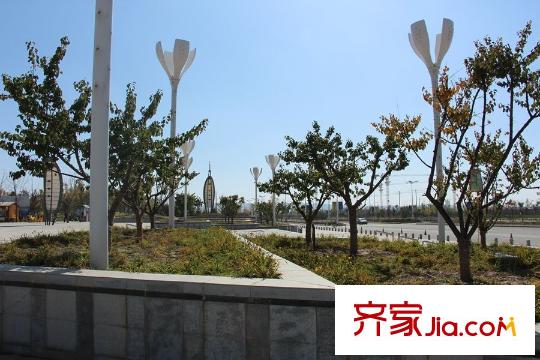 蘭石?睿智名居新區(qū)公園