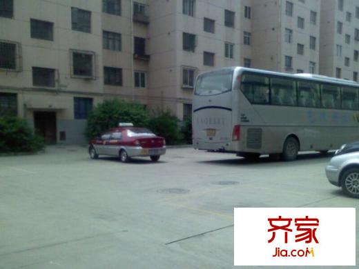 輪胎廠家屬院外景圖 