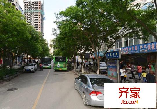 蘭鐵十三號(hào)樓小區(qū)外景圖 