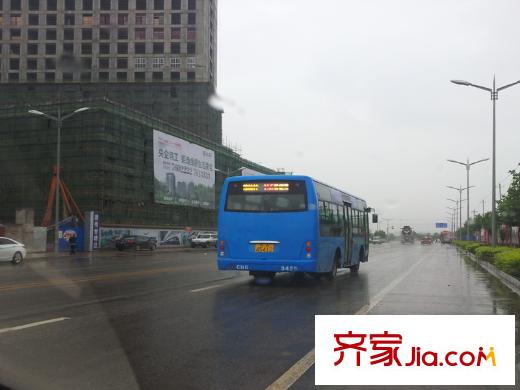 中國鐵建?梧桐苑周邊交通156路公交車