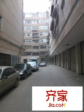 五泉區(qū)工商局家屬院外景圖 