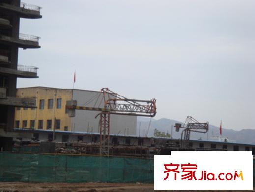 時(shí)代偉業(yè)配套圖前方是7437廠的倉庫區(qū)
