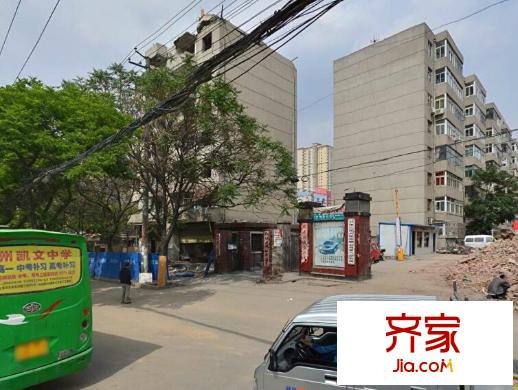 蘭鐵分局八隊(duì)家屬院外景圖 