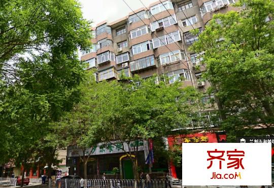 正寧路夜市旁幼兒園小區(qū)外景圖 