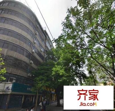 人保財(cái)險(xiǎn)七里河家屬院外景圖人保財(cái)險(xiǎn)家屬院 